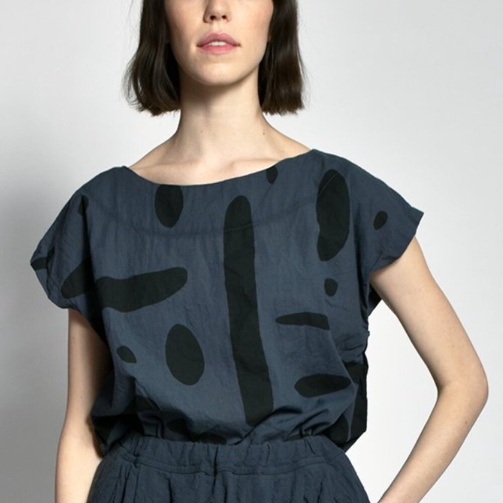 UZI NYC Charcoal Pebble Tunic